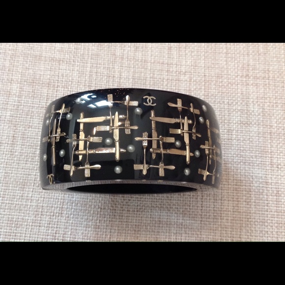 CHANEL Jewelry - CHANEL cuff/bangle bracelet CHANEL Jewelry - CHANEL cuff/bangle bracelet